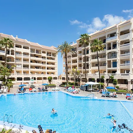 1 Bedroom Castle Harbour Apartman